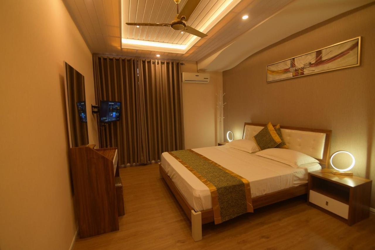 Hotel Blue Sky Курунегала Екстериор снимка