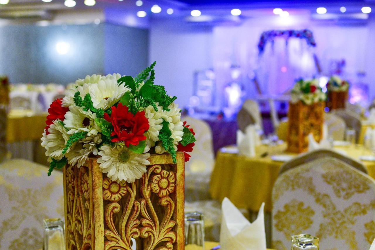 Hotel Blue Sky Курунегала Екстериор снимка